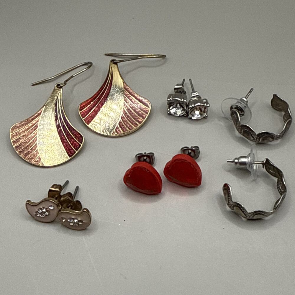 Vtg Lot of 5 Earrings Romantic Heart Silver Enamel Hallmark Retro Valentines Day